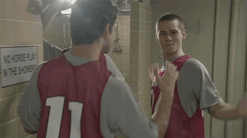 -Stiles-stiles-stilinski-32208869-500-281.gif